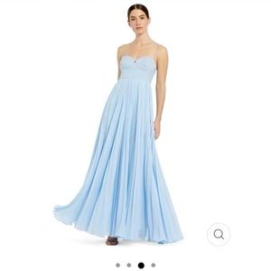 Mac Duggal Size 2 New With Tags Gown